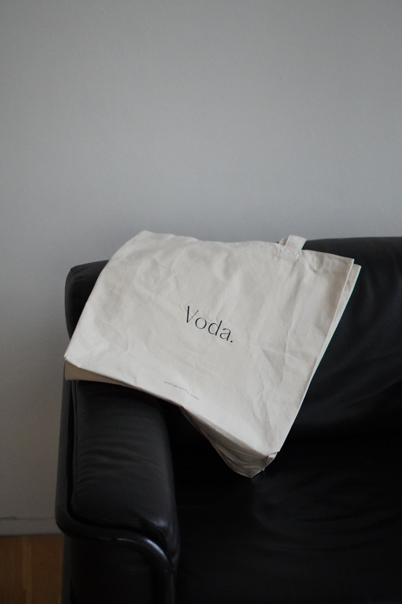 Voda. Bag